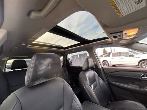 Used 2021 Nissan Rogue Platinum AWD/4WD image 29