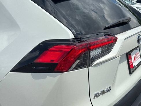 Used 2022 Toyota RAV4 XLE Premium AWD/4WD image 12
