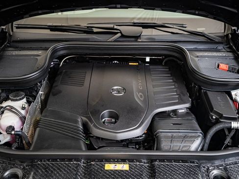 New 2026 Mercedes-Benz GLE 450 4MATIC image 38