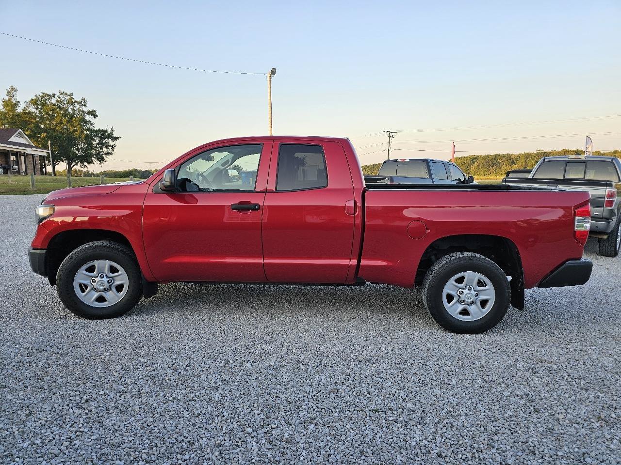 Used 2019 Toyota Tundra SR AWD/4WD image 7