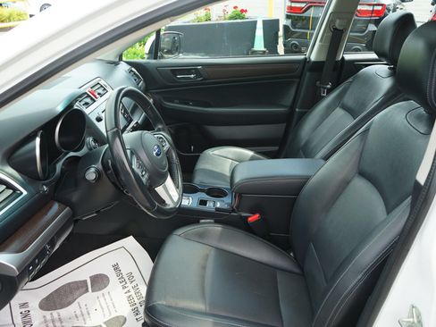 Used 2016 Subaru Legacy 2.5i Limited AWD/4WD image 16