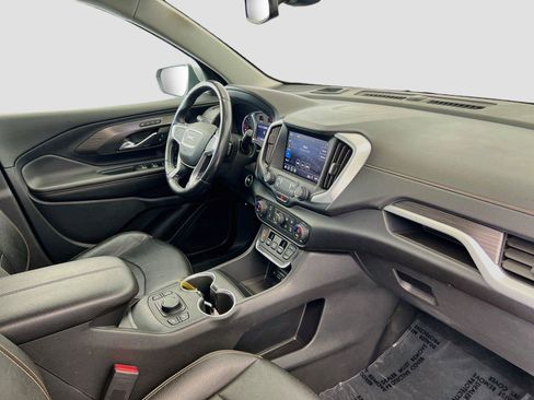 Used 2020 GMC Terrain SLT w/ Preferred Package FWD image 28