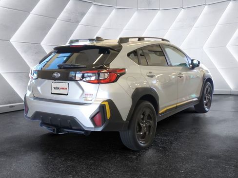 Used 2024 Subaru Crosstrek 2.5i Sport w/ Crosstrek Mirror Package AWD/4WD image 4