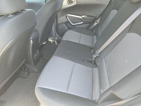 Used 2025 Kia Soul S FWD image 20