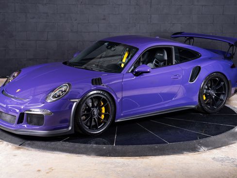 Used 2016 Porsche 911 GT3 RS RWD image 2