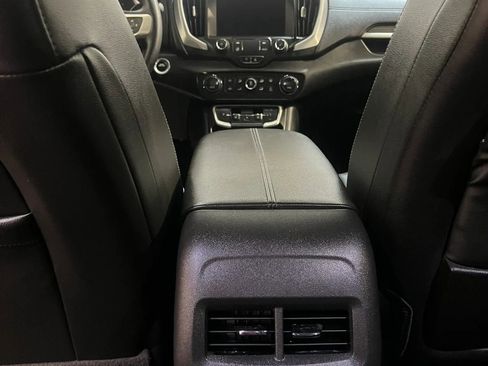 Used 2023 GMC Terrain SLT FWD image 22