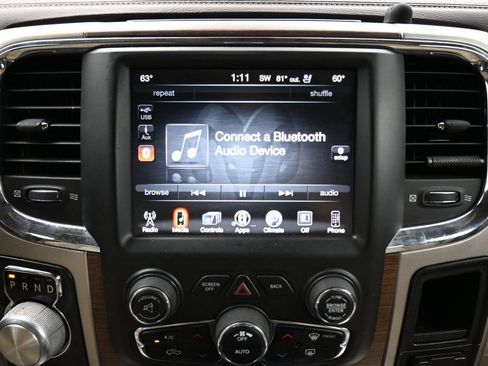 Used 2017 RAM 1500 Laramie w/ Convenience Group AWD/4WD image 21