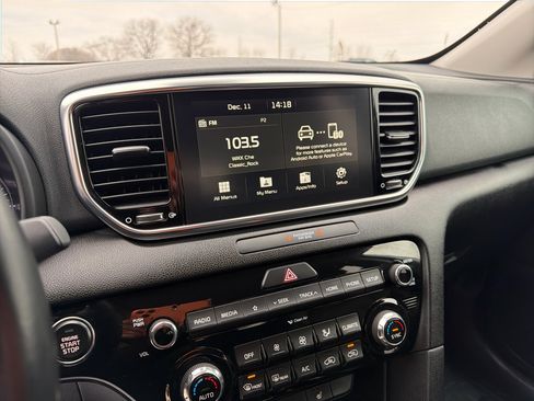 Used 2022 Kia Sportage EX image 26