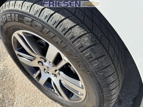 Used 2022 Ford Expedition Max Limited image 9