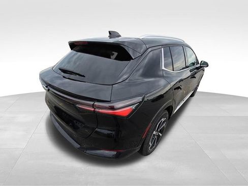 Certified 2025 Chevrolet Equinox EV LT FWD image 4