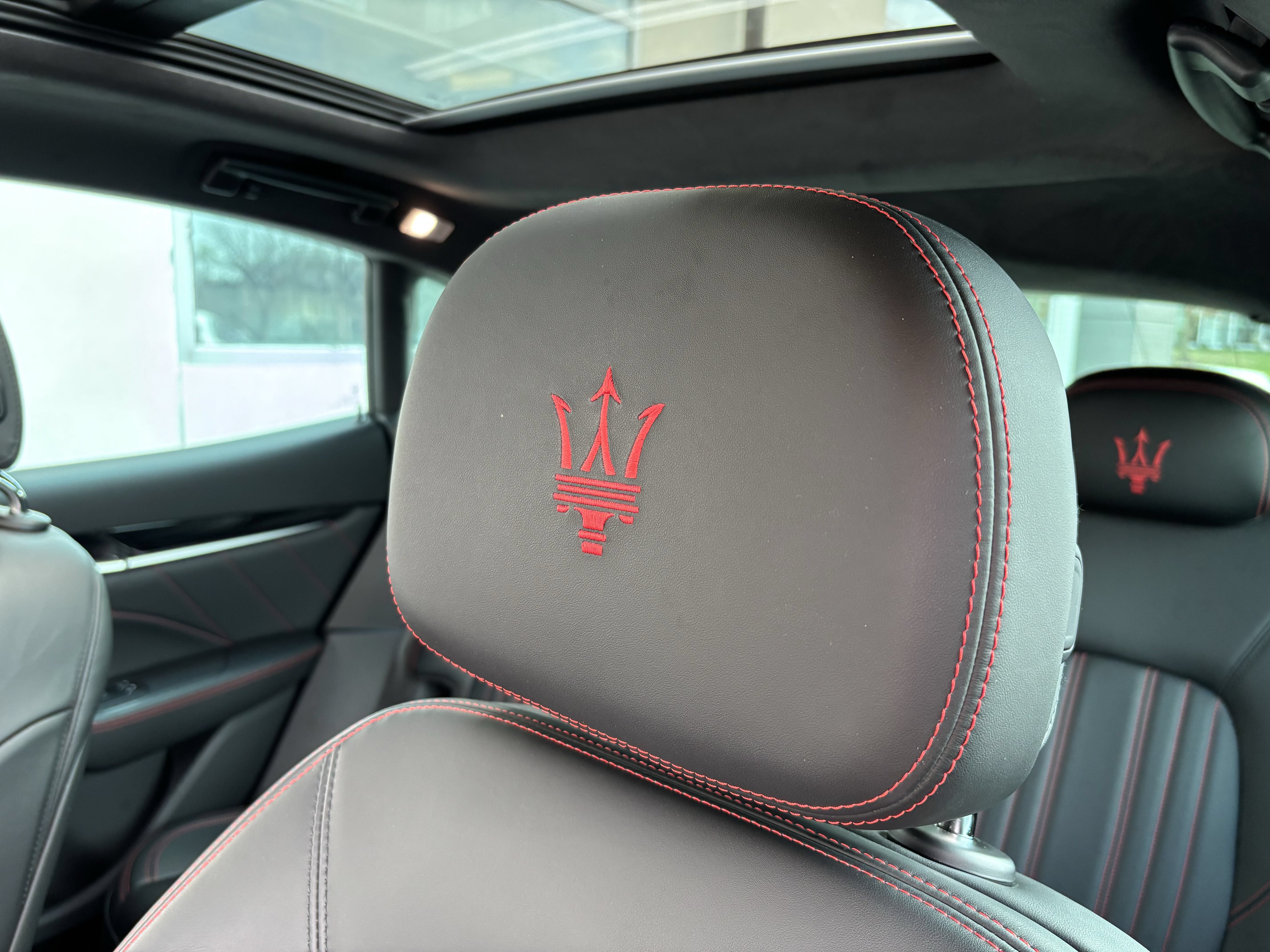 Used 2022 Maserati Levante GT AWD/4WD image 10