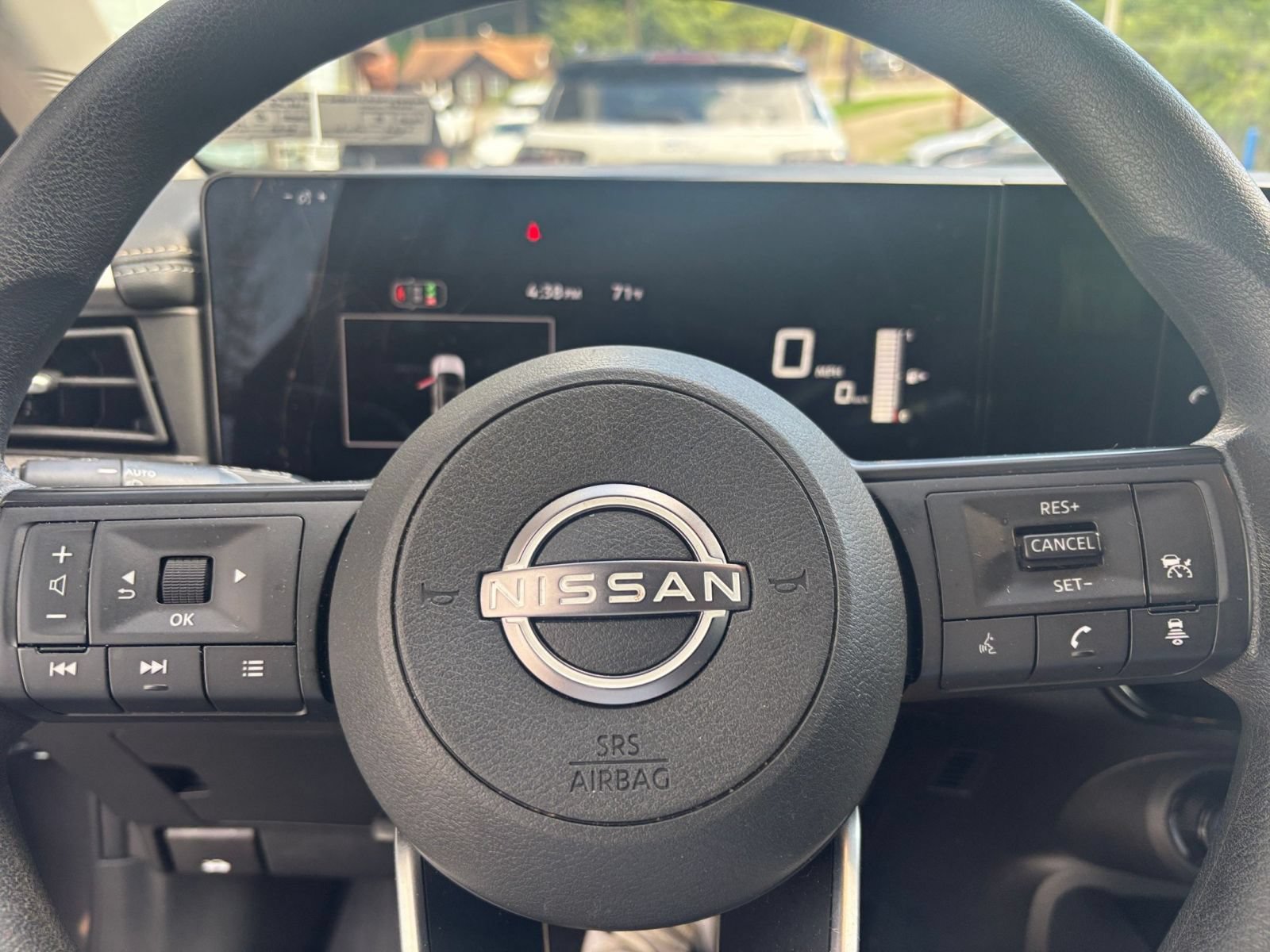 Used 2026 Nissan Kicks SV w/ Cold Weather Package FWD image 32