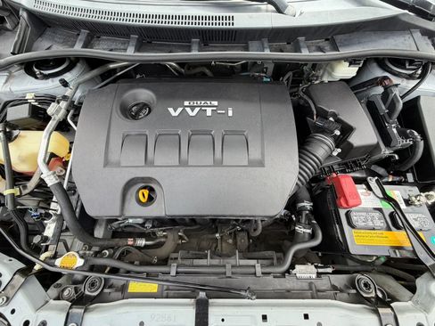 Used 2010 Toyota Corolla LE FWD image 24