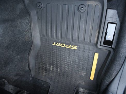 Used 2021 Subaru Crosstrek 2.5i Sport w/ Moonroof Package AWD/4WD image 14