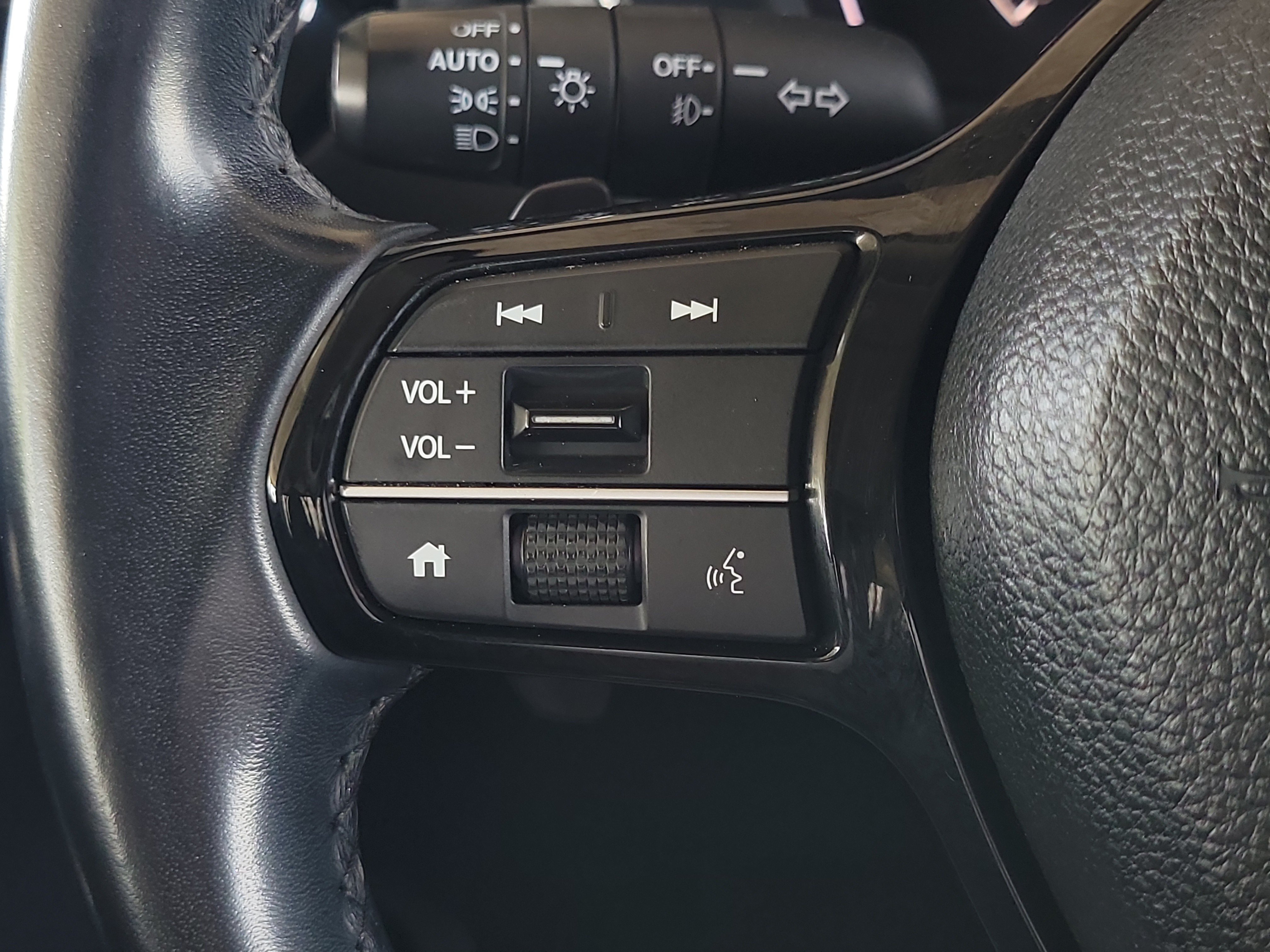 Used 2024 Honda Pilot EX-L image 24