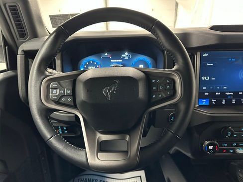 Used 2025 Ford Bronco Big Bend image 18