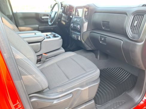 Used 2026 Chevrolet Silverado 1500 Custom RWD image 32
