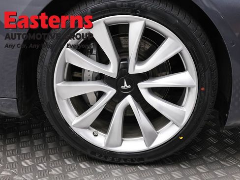 Used 2018 Tesla Model 3 Long Range image 26