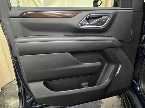 Used 2021 GMC Yukon XL SLE AWD/4WD image 13