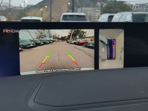 New 2026 Lincoln Navigator Premiere AWD/4WD image 16