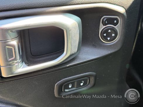 Used 2018 Jeep Wrangler Unlimited Sport S AWD/4WD image 14