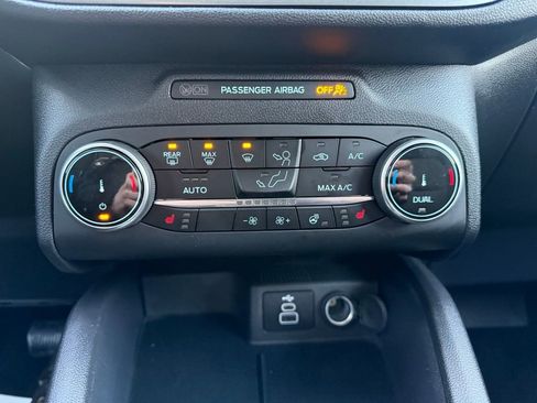 New 2025 Ford Escape Active w/ Cold Weather Package image 10