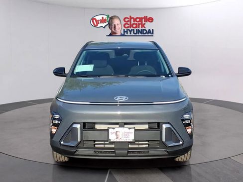 New 2026 Hyundai Kona SEL Sport FWD image 8