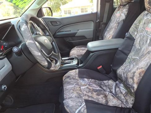 Used 2018 Chevrolet Colorado W/T w/ WT Convenience Package RWD image 14