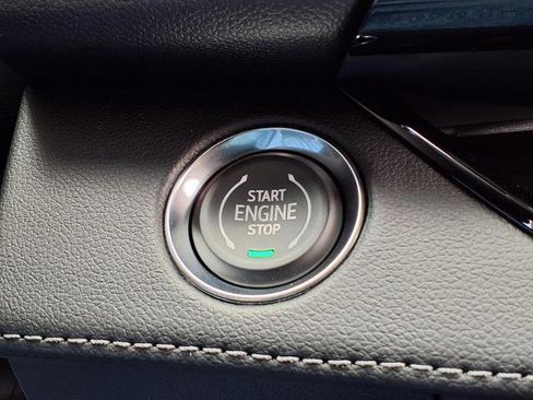 New 2026 Buick Enclave Preferred w/ Power Package FWD image 9
