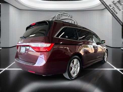 Used 2011 Honda Odyssey Touring image 5