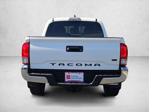 Certified 2023 Toyota Tacoma TRD Off-Road AWD/4WD image 7