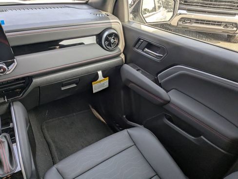 New 2026 Chevrolet Colorado Z71 w/ Technology Package AWD/4WD image 19