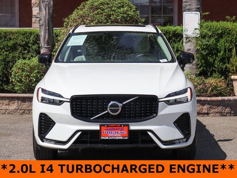 Used 2024 Volvo XC60 B5 Core image 3