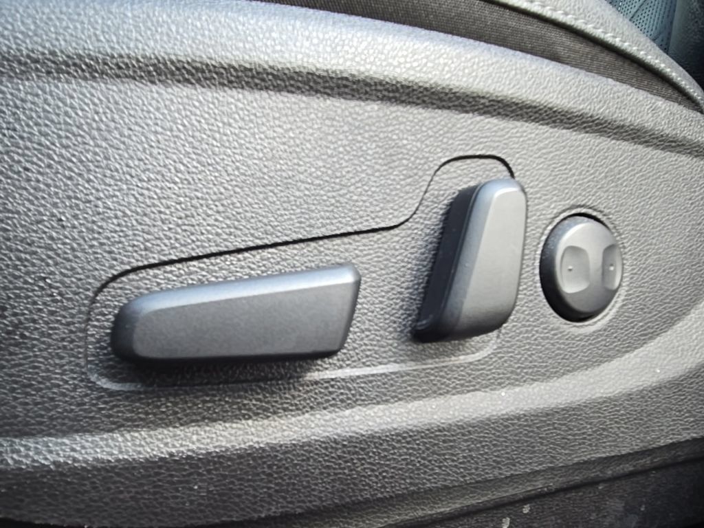 Used 2024 Kia Telluride EX X-Line AWD/4WD image 33