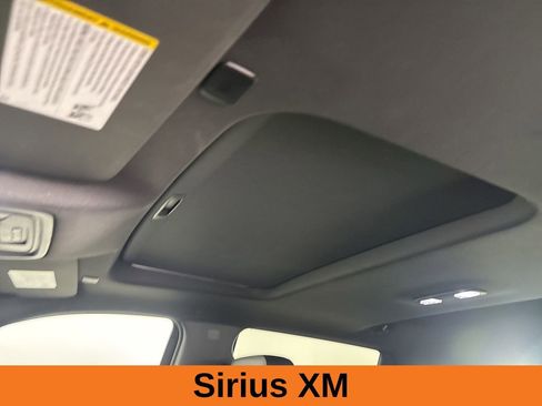 Used 2020 GMC Sierra 1500 AT4 w/ AT4 Premium Package image 11