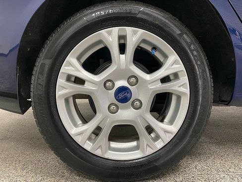 Used 2016 Ford Fiesta SE image 24