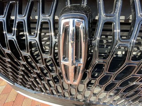 Used 2024 Lincoln Corsair FWD w/ Equipment Group 102A image 4