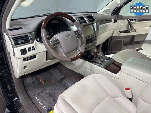 Used 2018 Lexus GX 460 image 13