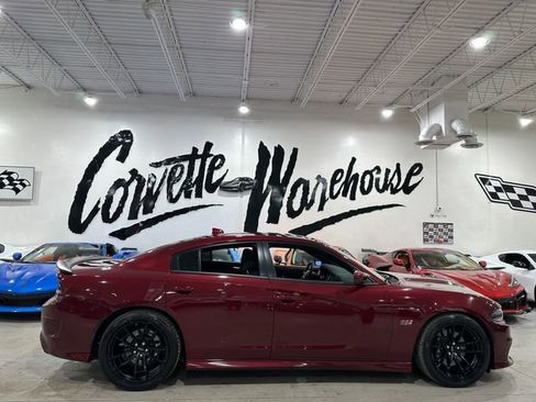 Used 2020 Dodge Charger Scat Pack image 32