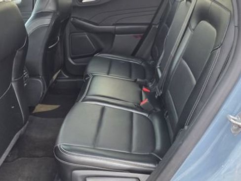 Used 2024 Ford Escape Platinum AWD/4WD image 11
