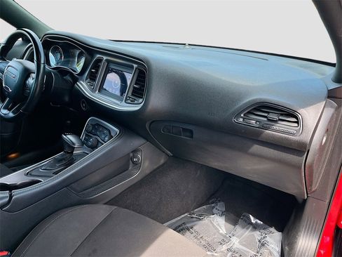 Used 2022 Dodge Challenger R/T image 26