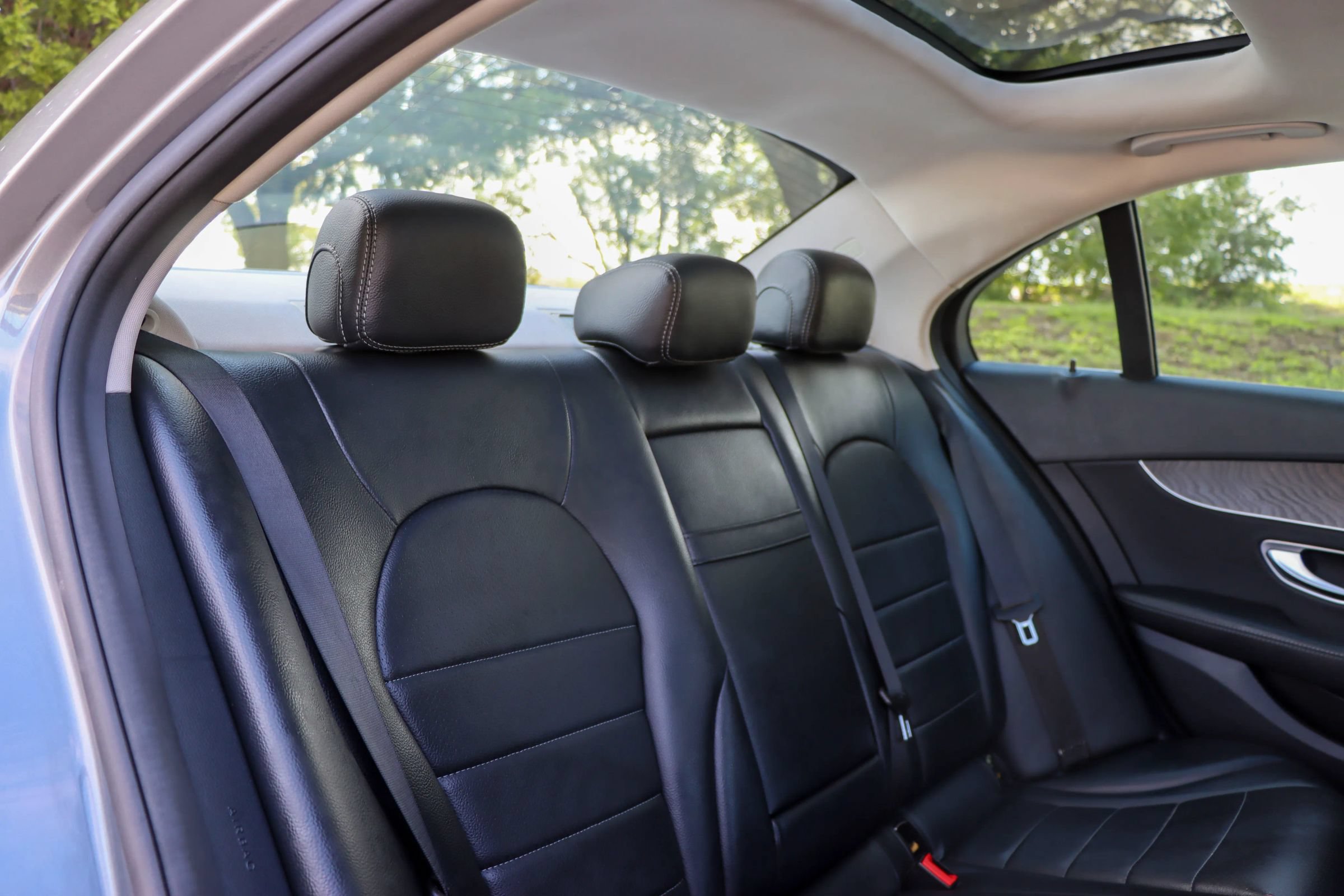 Used 2017 Mercedes-Benz C 300 4MATIC Sedan image 19