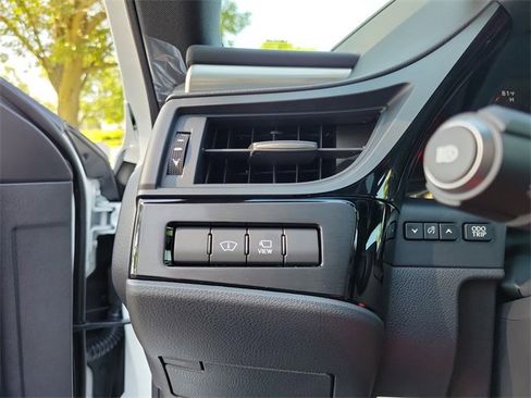 New 2025 Lexus ES 350 F Sport image 20