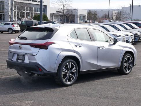 New 2026 Lexus UX 300h AWD image 6