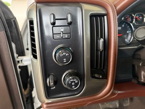 Used 2019 Chevrolet Silverado 2500 High Country w/ Duramax Plus Package AWD/4WD image 16
