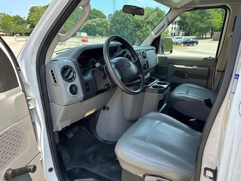 Used 2010 Ford E-250 and Econoline 250 E-250 ( NATURAL GAS) ONLY image 18