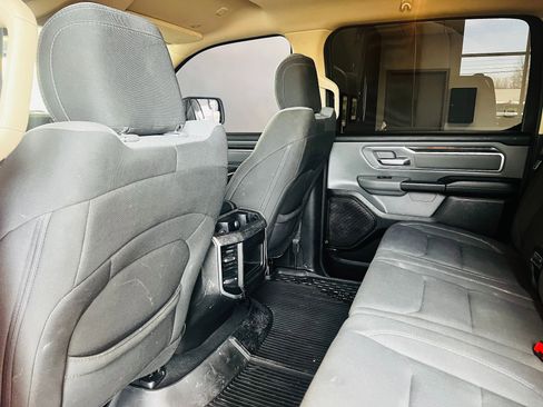 Used 2019 RAM 1500 Big Horn image 22