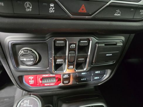 New 2026 Jeep Wrangler Unlimited Rubicon image 24