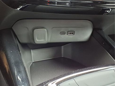 New 2026 Chevrolet Trax LT w/ LT Convenience Package image 9