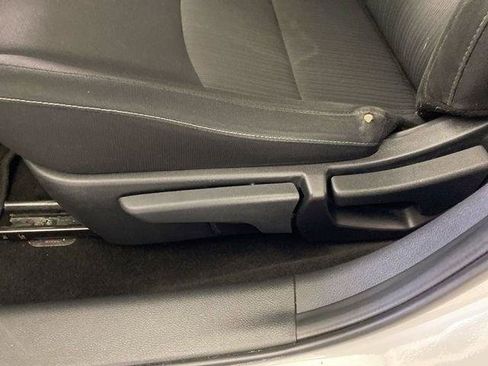 Used 2024 Nissan Sentra SV FWD image 25